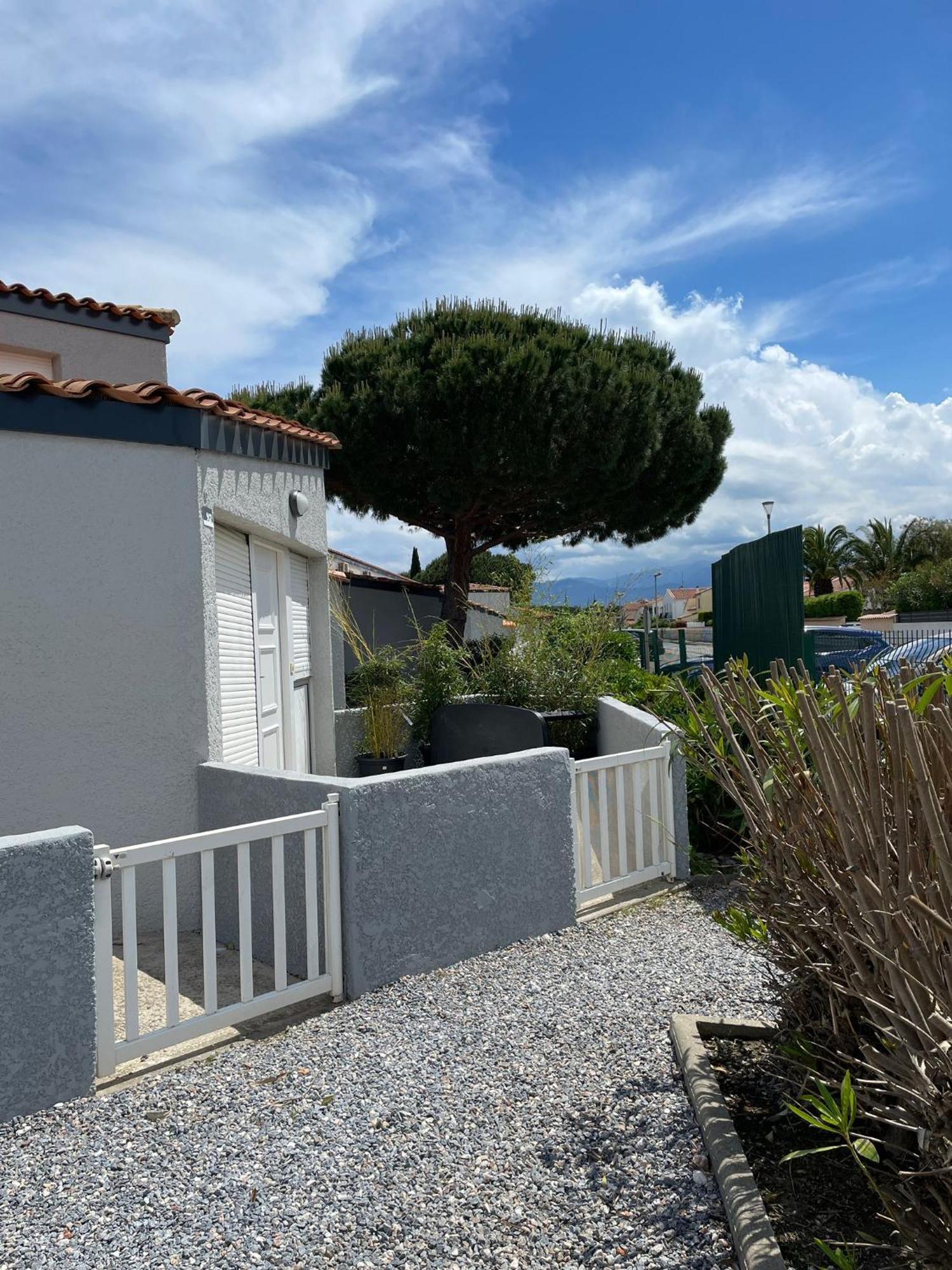 Villa 2 Etoiles Proche Plage Et Commerces Saint-Cyprien  Kamer foto